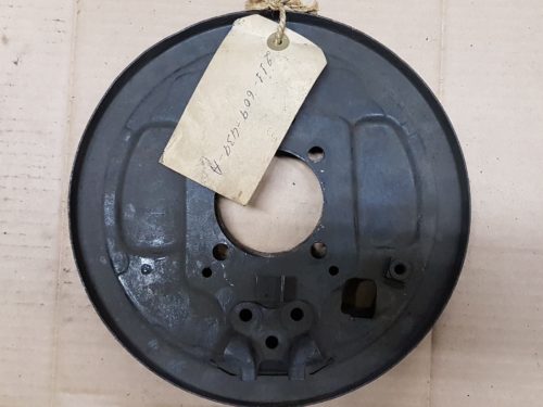 211609439A Back plate, rear left