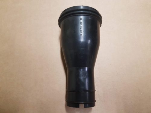 021115317 Oil filler