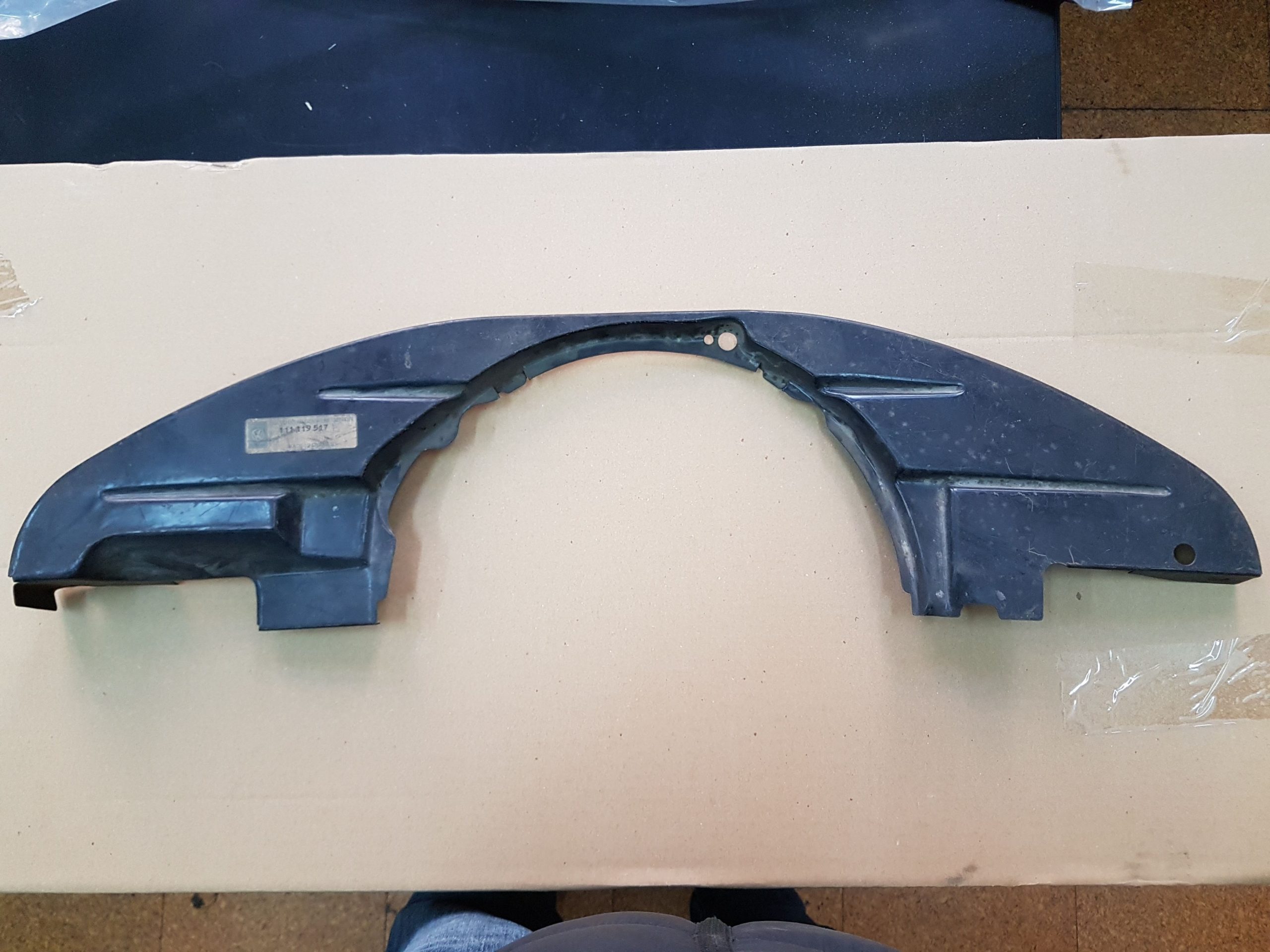 111119517 Cover plate