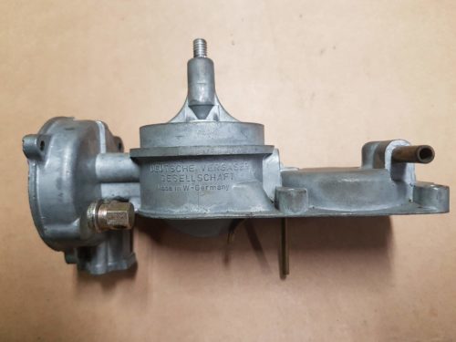 341129107 Carburetor body