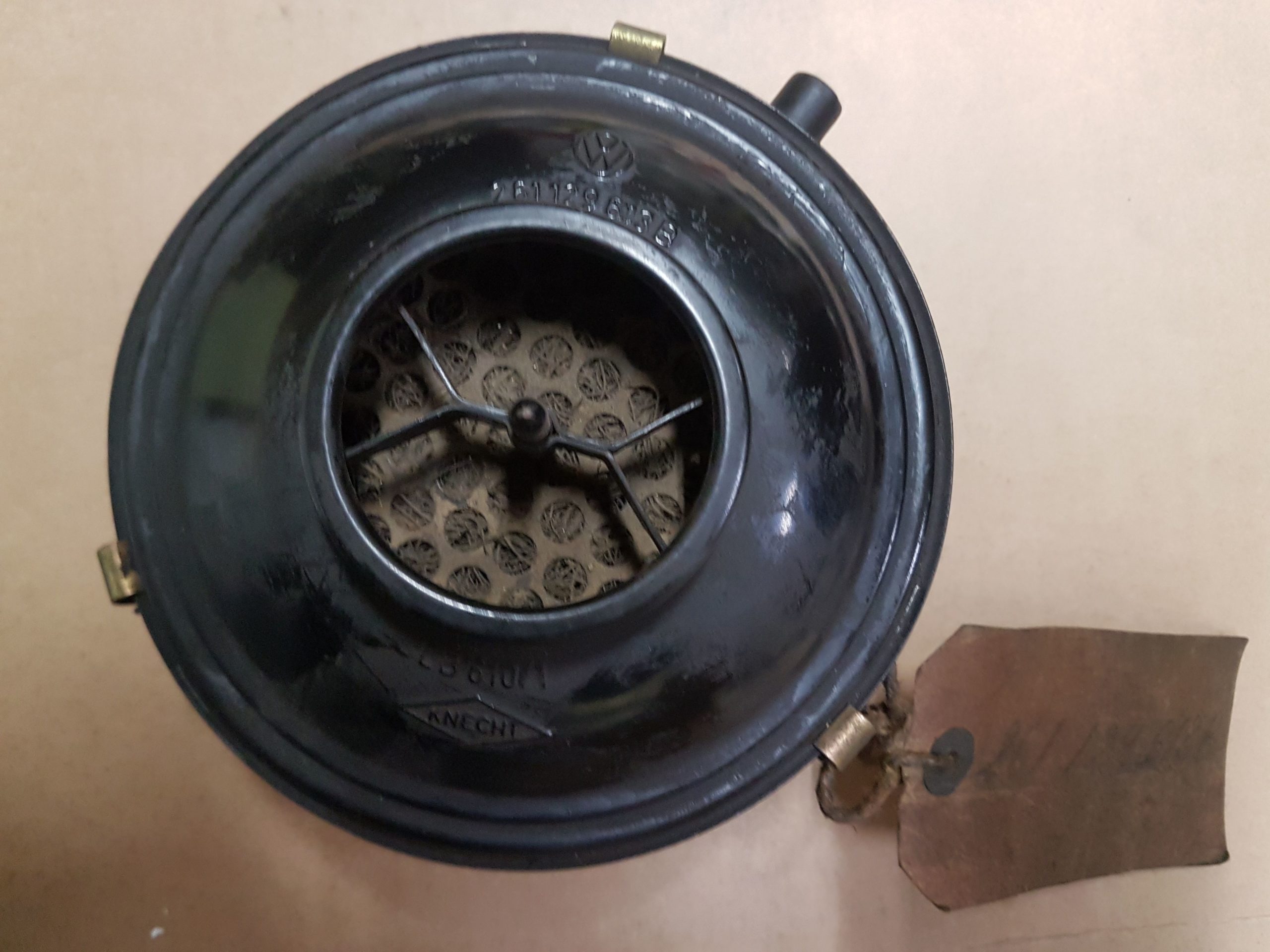 261129613B Air cleaner