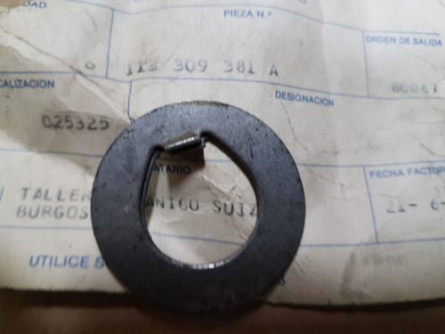 113309381A Lock plate, drive pinion