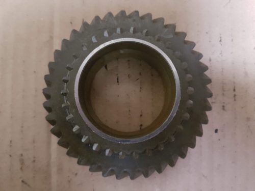 113311251A Gear, 1st speed, on drive pinion