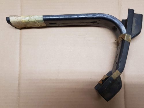 311707326A Bumper bracket, rear, right