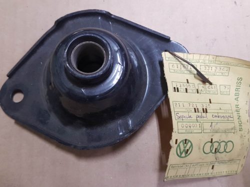 211721325 Mounting, clutch pedal