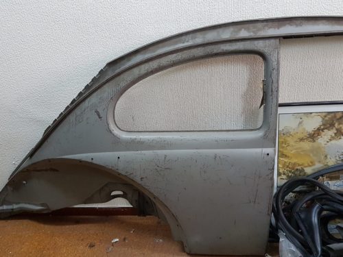 113809052H Quarter panel with roof side member, right