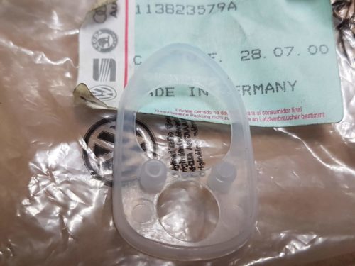 113823579A Packing lower, front hood handle