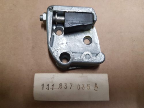 111837035A Striker plate, door lock, left