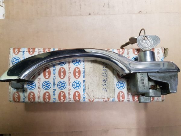 (NOS) 113 837 205 J Door handle, outer, with lock cylinder
