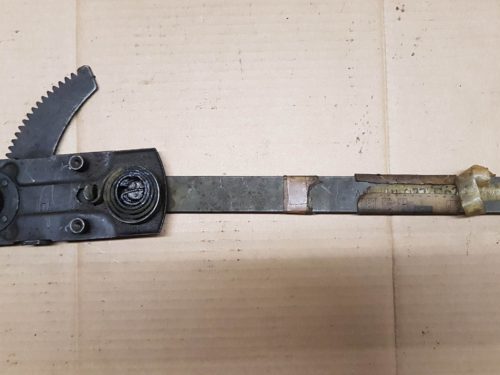 111837502B Winder, door window, right