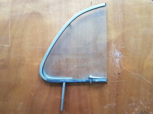 113837606A Vent wing, right