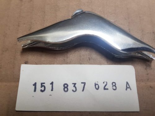 151837628A Vent wing support, upper right