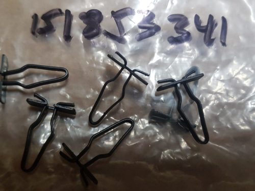 151853341 Retaining spring, molding