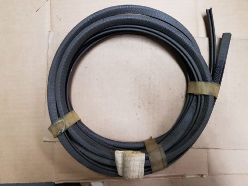 311867365F 041 Beading, door opening, pair