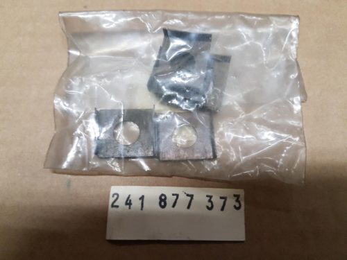 241877373 Tensioning plate, guide housing center