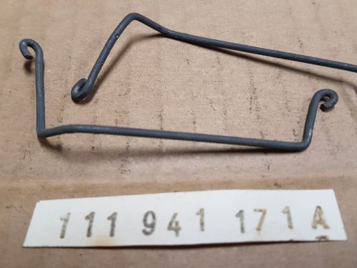 111941171A Retaining spring, sealed beam unit
