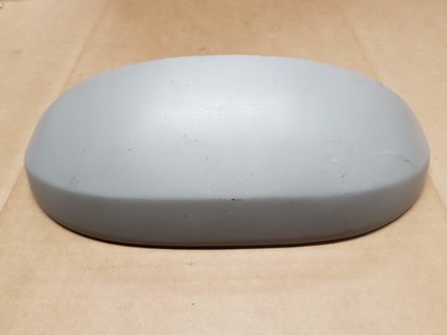 113943021 License plate light