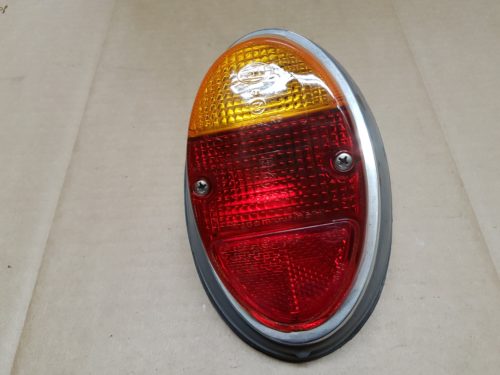 111945096M Tail light assembly, right