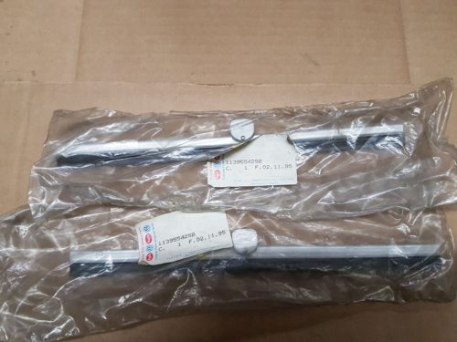 113955425B Blade 245mm, windshield wiper, silver, pair