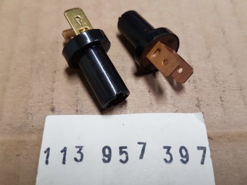 113957397 Socket, oil pressure warning lamp