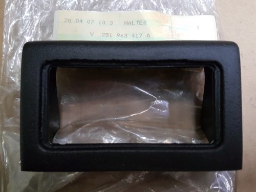 251963417A Bracket, heater preselector Webasto
