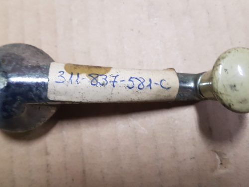 (USED) 311 837 581 C   Handle, door window winder