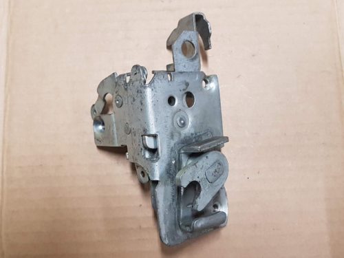 111837016F Door lock, right