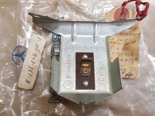 111943161A Bulb holder, license plate light