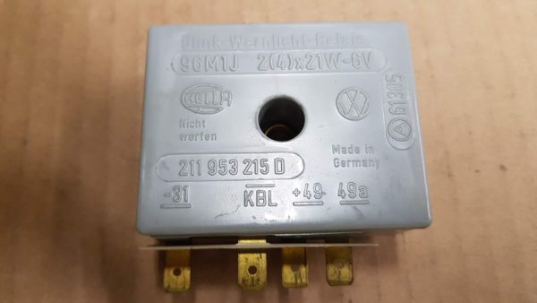 211953215D Relay 6v (2)4x21W, flashing indicator
