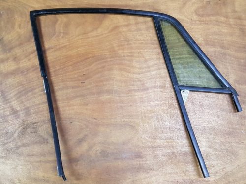 91154202901 Door glass frame