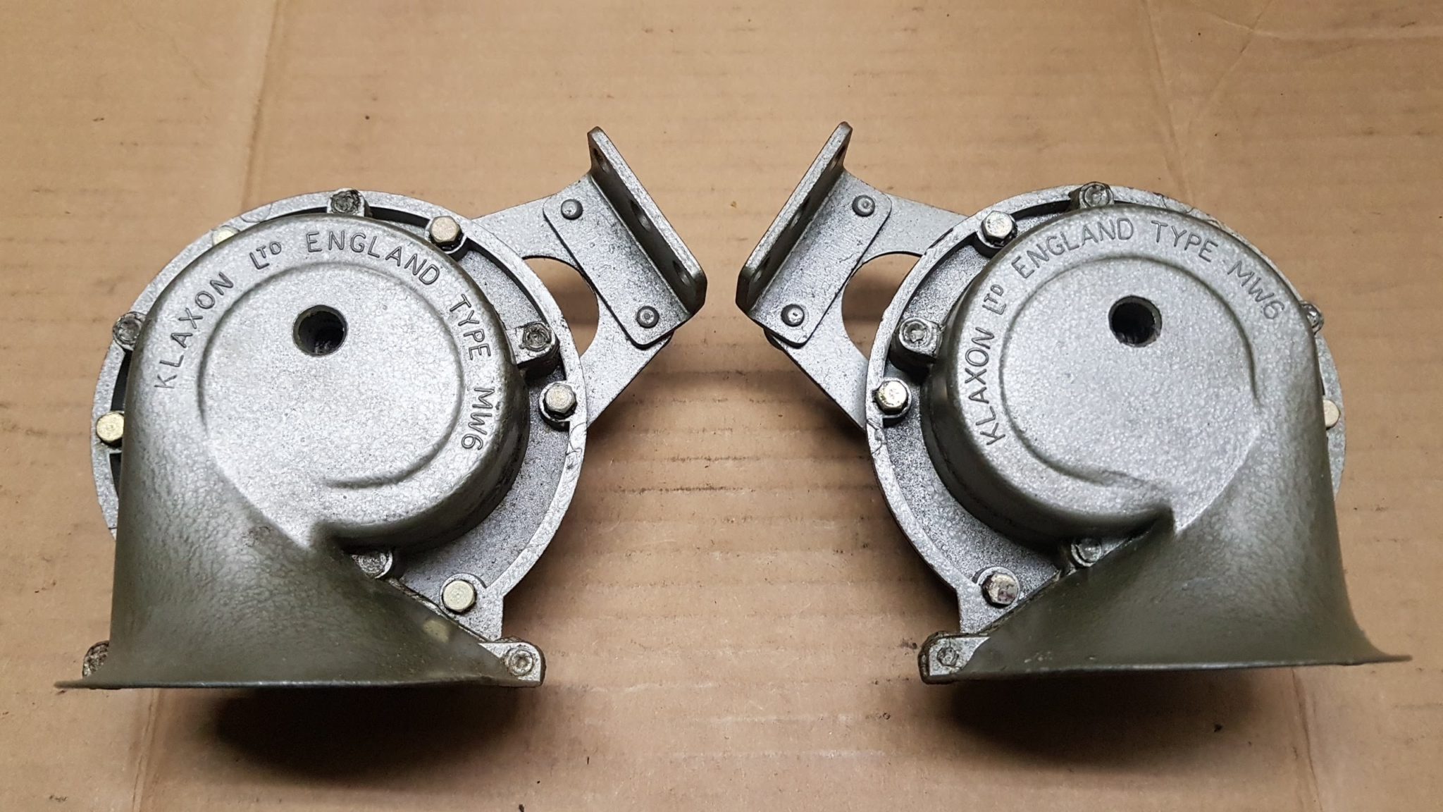 Klaxon MW6 Wind horns 6v HERITAGE STOCKS Original Parts