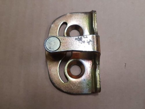 251837295B Striker plate, door lock