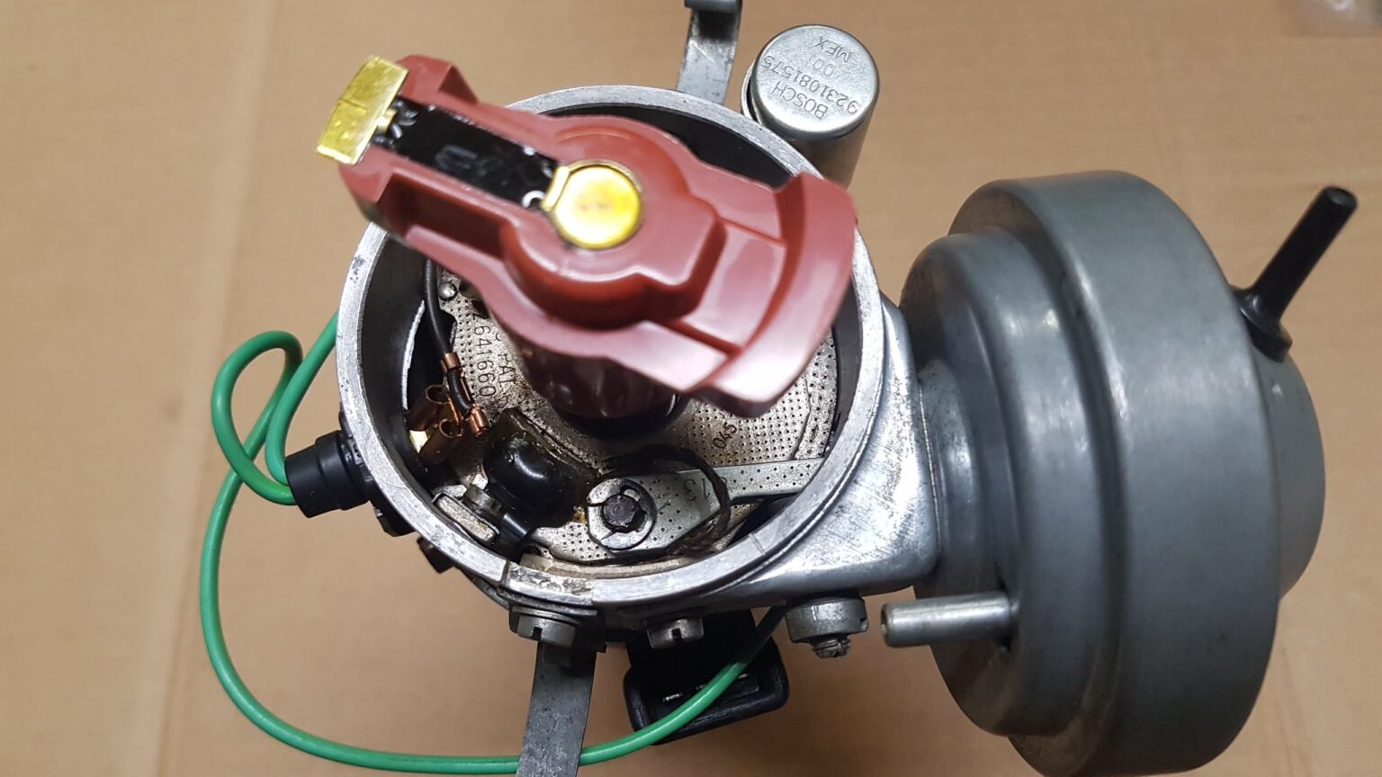 022905205F Distributor Bosch HERITAGE STOCKS Original Parts