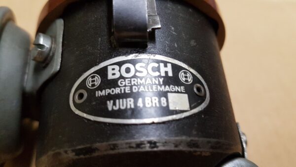 111905205C Distributor Bosch VJU4BR8