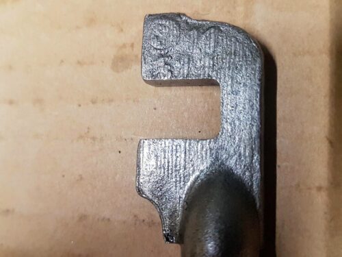 113309577 Selector shaft reverse