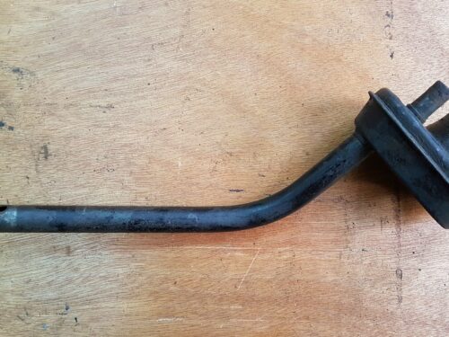113115451B Oil filler