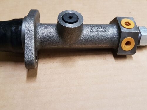 113611021C Brake master cylinder