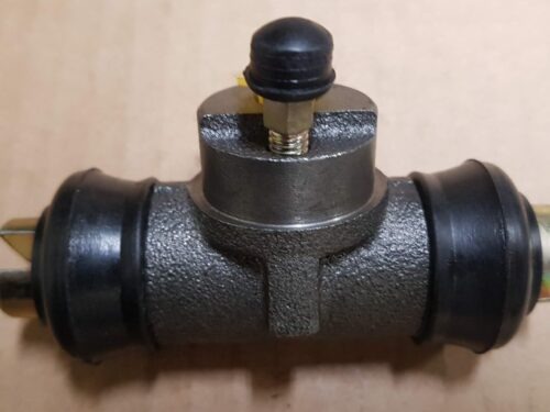 131611055 Brake cylinder