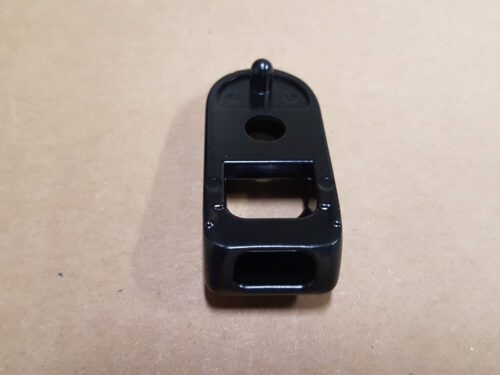 151871385C Hood catch
