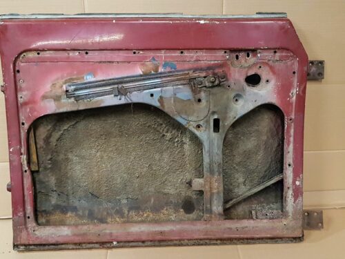 151831051D Door bare left