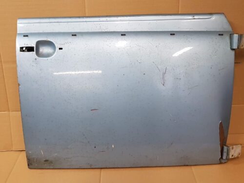 151831052P Door bare right