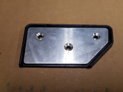 151871409A Hood frame base seal