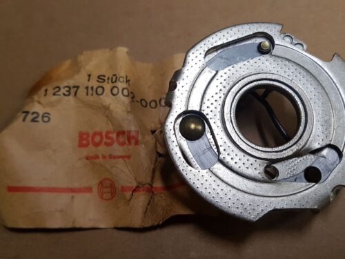113905227 Contact breaker plate