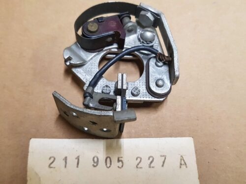 211905227A Contact breaker plate