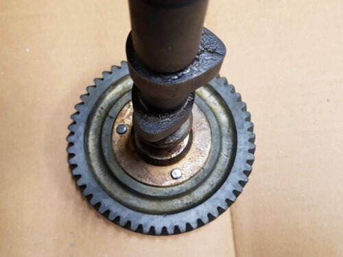 113109025D Camshaft with gear