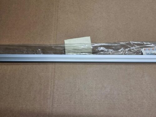 253847730E908 Slotted rail