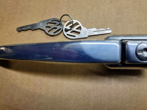 113837205C Door handle