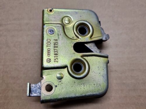 251837015A Door lock, left