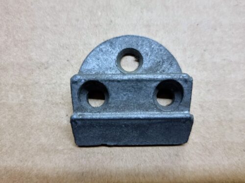 211837295A Striker plate