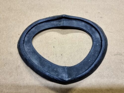 311945138 Gasket reflector housing